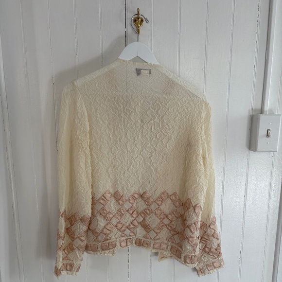 UBU Bed Jacket - Picture 5 of 11